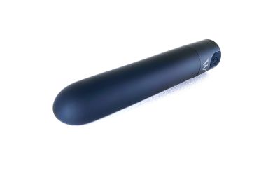 Eos ‚Äì an extremely powerful small bullet vibrator with a warming feature (Color: black)